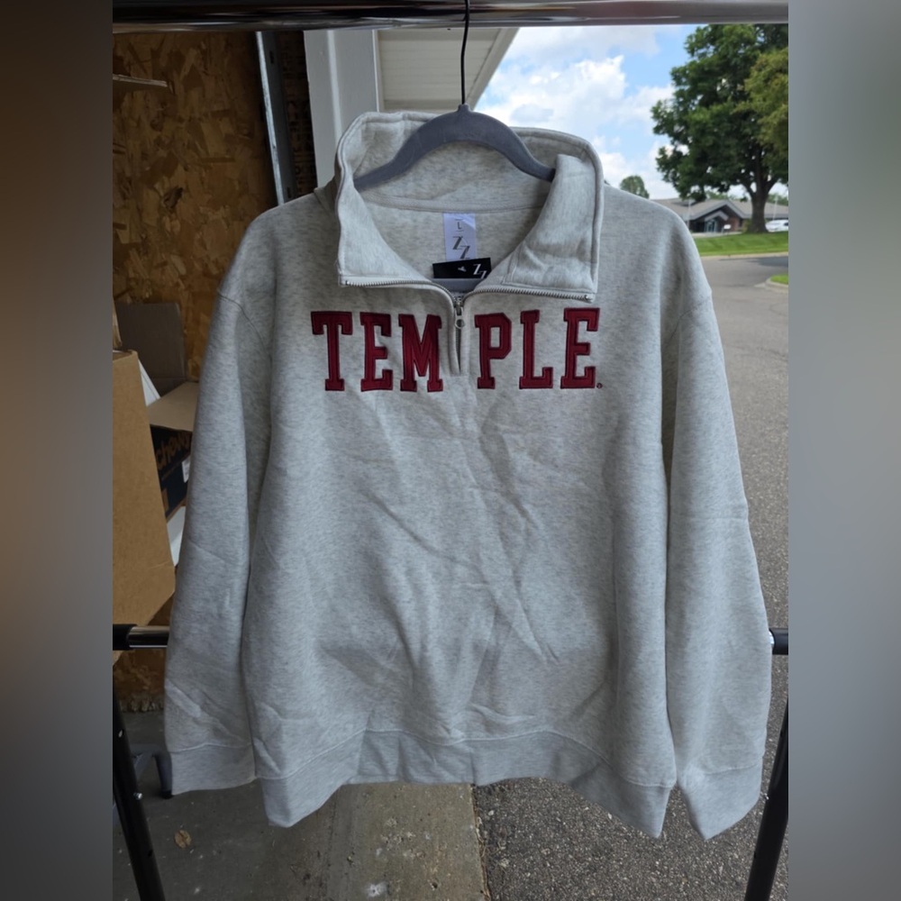 Gray Temple Women's Turtleneck Sweater